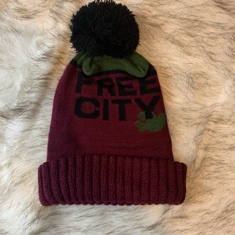 Freecity Burgundy and Green Knit Beanie